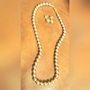 Classic Faux Mauve Pearl Necklace & Earrings